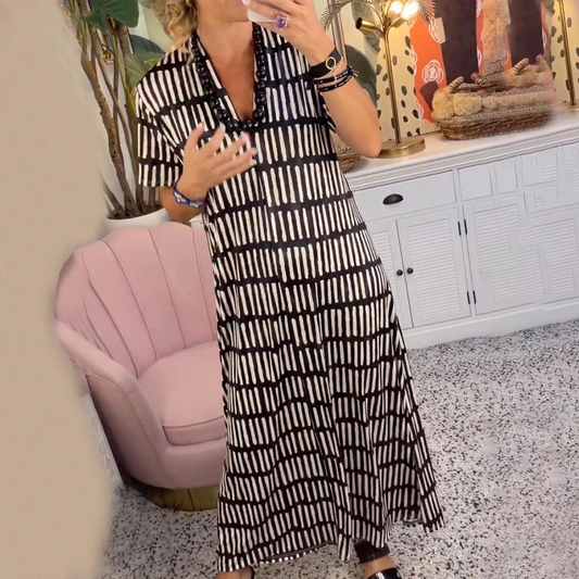 Modern Short Sleeve V-Neck Maxi Dress