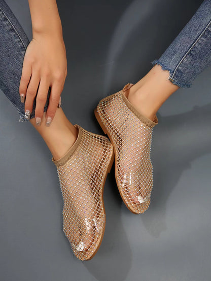 Flat hollow diamond short sandals