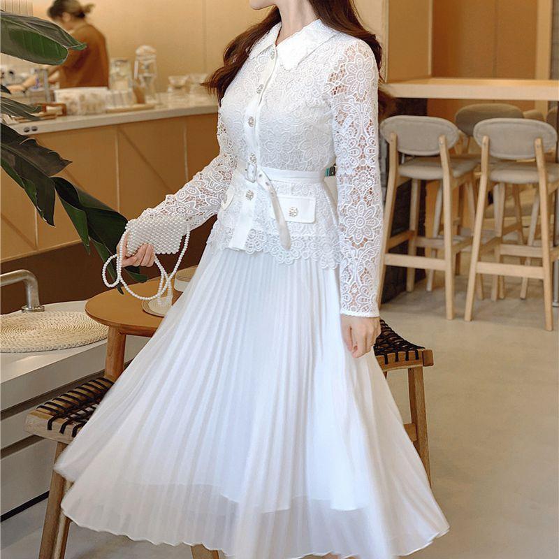 Temperament lace pleated dress